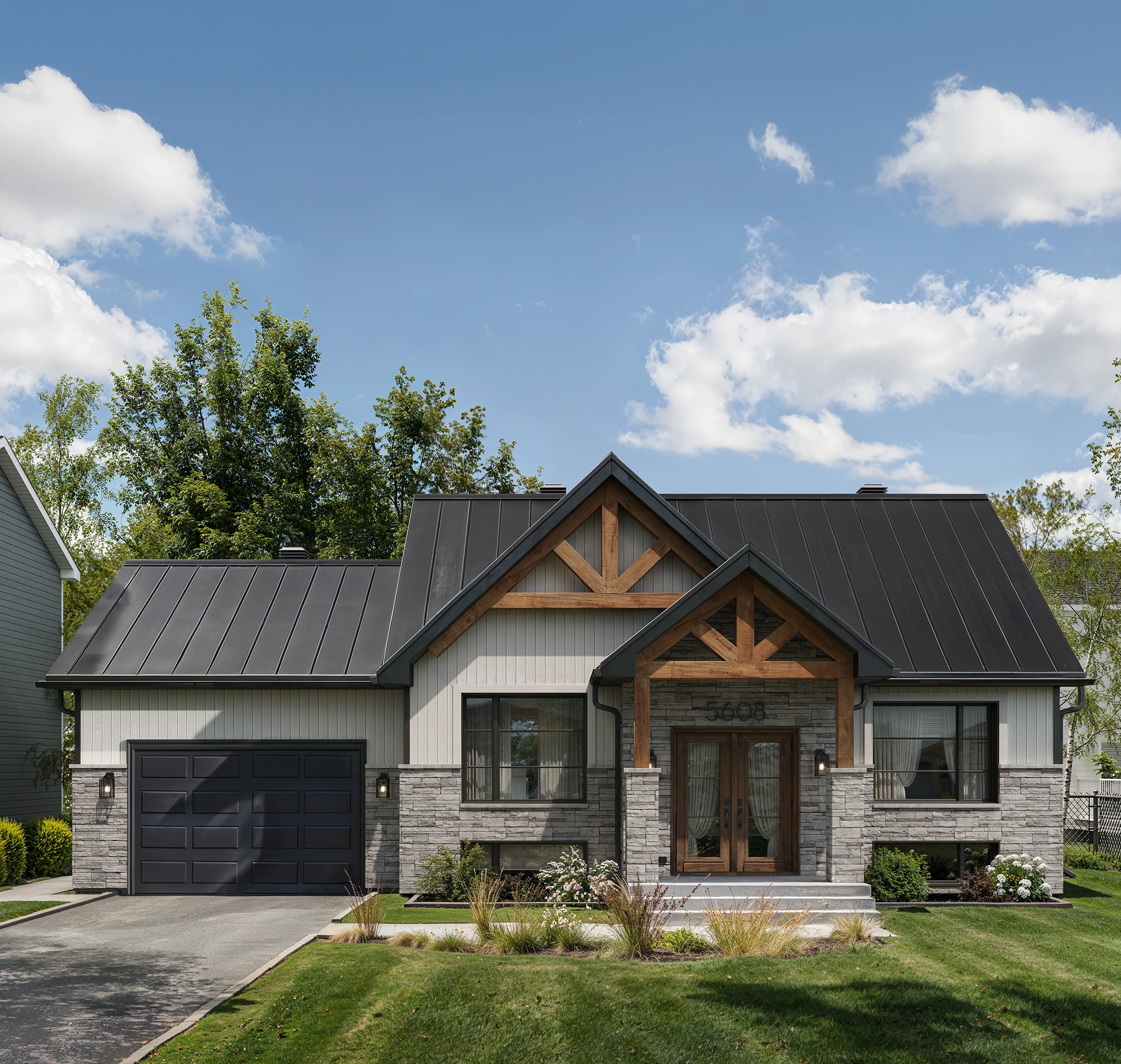 emberdale_general_day_stone_pierre-royal-vena-titanium-ratio-4 (2).png